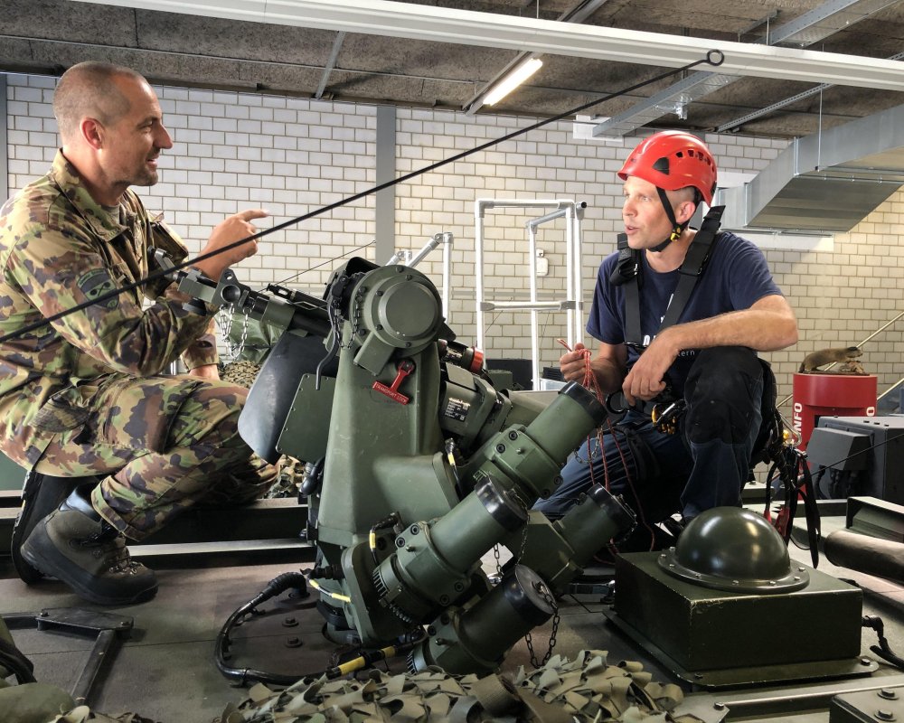 Gespräch auf Panzerdach  – Toprope